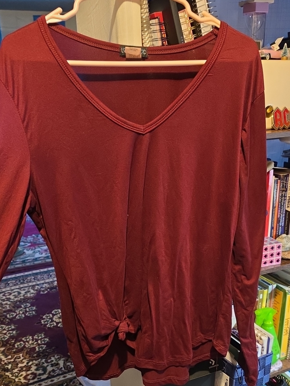 LOVEMOOD Women’s V-Neck Long Sleeve Top - Burgundy